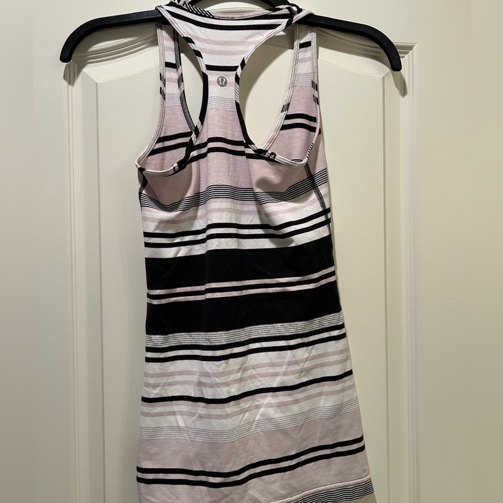 Lululemon Athletica Women White Active Tank - Picture 4 of 5